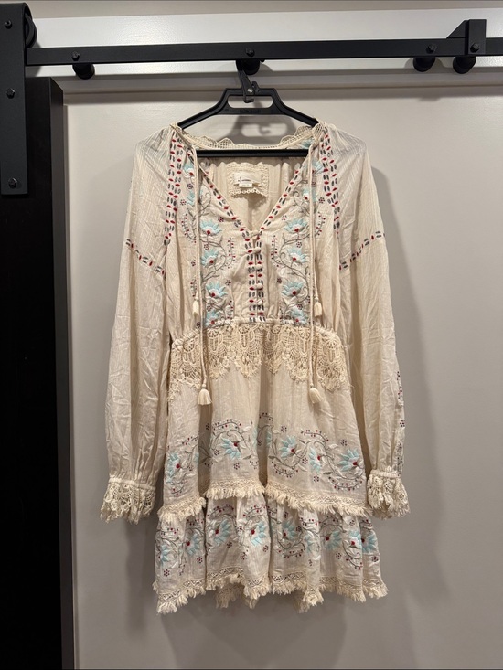 Anthropologie Dresses & Skirts - Anthropologie Cream Embroidered Peasant Tunic with Blue Accents